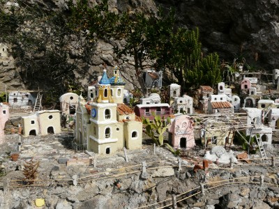 Le Village Miniature de la falaise de Praiano
