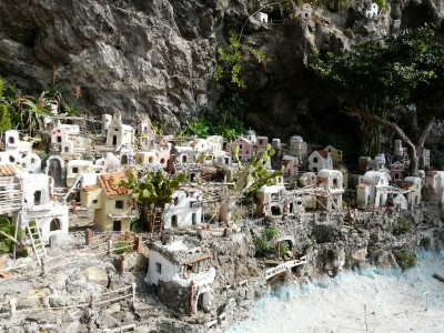 Le Village Miniature de la falaise de Praiano
