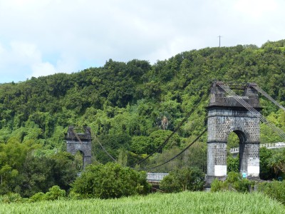 Pont suspendu de la Rivière de l'Est