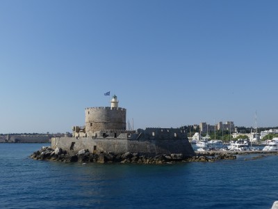Port et marina de Mandraki