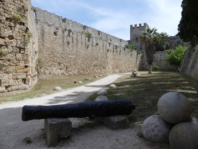 La forteresse et les murailles de Rhodes