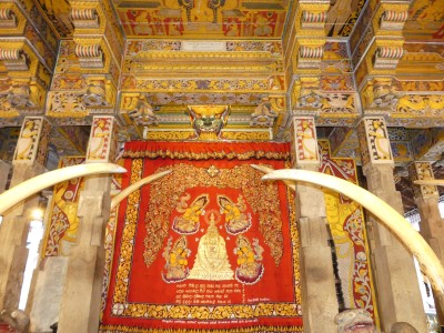 Temple de la Dent, Kandy
