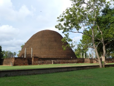 Sandagiri Dagaba
