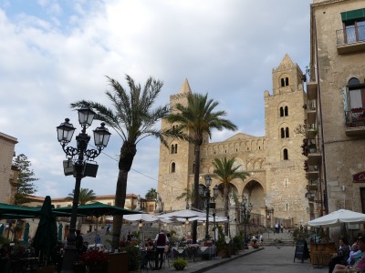 Place de la cathédrale, Cefalù