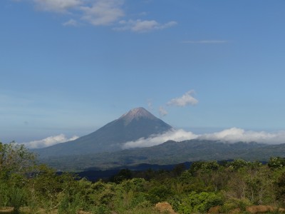Stratovolcan Inierie