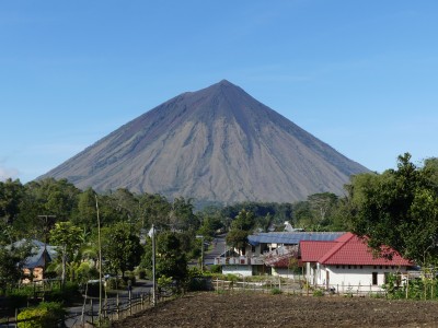 Stratovolcan Inierie
