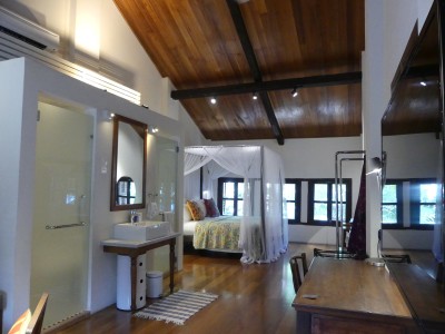 P1400058