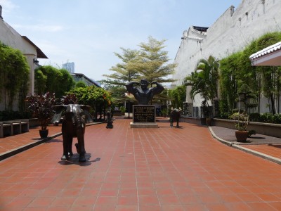 Statue de Gan Boon Leong, père du culturisme malaisien