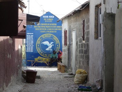 P1570374