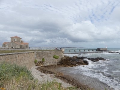 Fort Saint-Nicolas et phare de la Grande-Jetée aux Sables-d’Olonne
