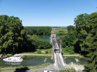 Sénestis vue sur le nouveau pont du Mas